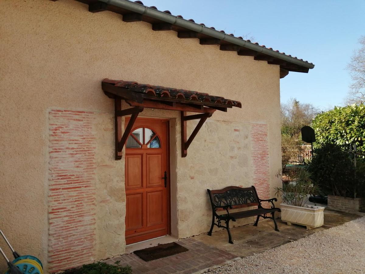 Gite Vacances Bosc D'Esquirol 4 Pers Escorneboeuf Exterior photo